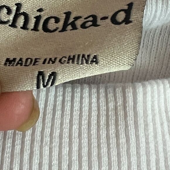 chicka-d Women's Standard Corded Campus Crewneck Sweatshirt "CAROLINA tar heels" - Picture 5 of 10